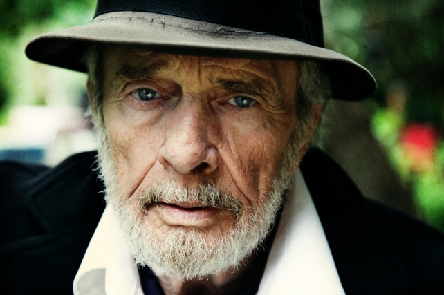 Merle-Haggard-Photo-by-Myriam-Santos